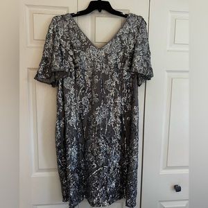 Alex Evenings, size (Woman’s 20), sequined, cocktail length dress.